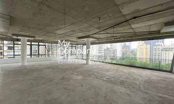 Imagem: 4 dormitórios na Avenida Horácio Lafer