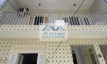 Imagem: Casa à Venda com 4 Quartos e Cobertura