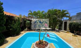 Imagem: Casa à Venda composta de 3 Quartos, sendo