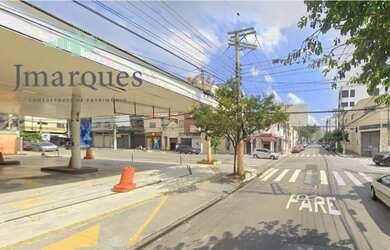 Imagem 2: Terreno de esquina com infraestrutura para posto de combustível, sem passivo ambiental