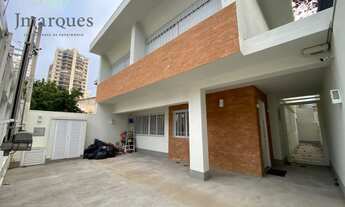 Imagem: No centro da Vila Nova Conceição, vá