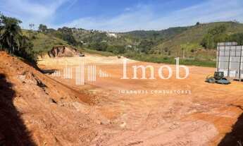 Imagem: Terreno com projeto aprovado pela prefeitura