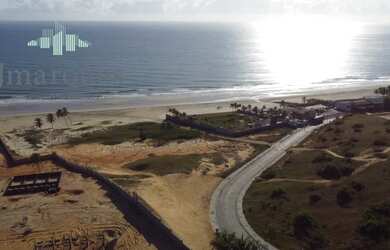 Imagem 2: Terrenos de 300m² na Praia da Lagoinha - CE, ótimo lugar para a prática de esportes como S