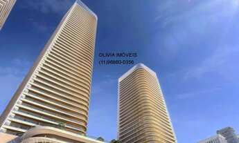 Imagem 6: Luxuoso apartamento de 4 suítes com 5 vagas, 493m² na Indianópolis, São Paulo. Imperdível!