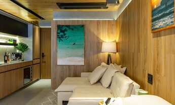 Imagem: VENDO LUXUOOOOXO STUDIO NO ALIVE NO CORREDOR