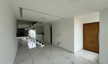 Imagem: VENDO CASA DUPLEX COM 4 QUARTOS EM ABRANTES