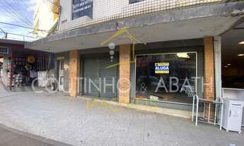 Imagem: Loja comercial no Centro de Bacaxá, Saquarema/RJ