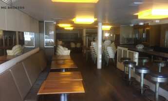 Imagem: 3 banheiro, 4 vagas na garagem