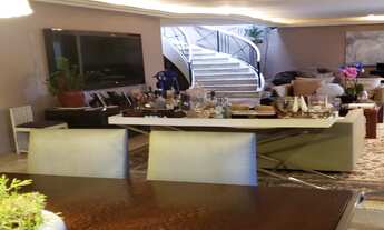 Imagem: 4 dormitórios, 4 suíte, 7 banheiro, 2