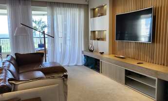 Imagem 4: 4 dormitórios, 4 suíte, 4 vagas na garagem, 333M² de Área Construída