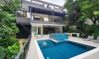 Imagem: 5 dormitórios, 5 suíte, 8 banheiro, 5