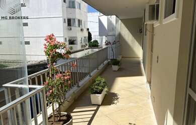 Imagem 12: 4 dormitórios, 3 suíte, 5 banheiro, 3 vagas na garagem, 280M² de Área Construída