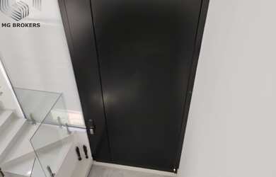 Imagem 5: 4 dormitórios, 4 suíte, 6 banheiro, 3 vagas na garagem, 450M² de Área Construída