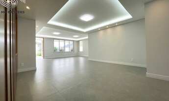 Imagem 3: 5 dormitórios, 5 suíte, 4 vagas na garagem, 380M² de Área Construída