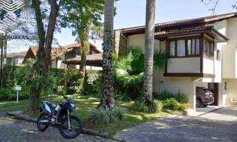 Imagem 6: 4 dormitórios, 3 suíte, 6 banheiro, 5 vagas na garagem, 420M² de Área Construída