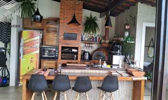 Imagem 3: 3 dormitórios, 3 suíte, 4 banheiro, 2 vagas na garagem, 230M² de Área Construída