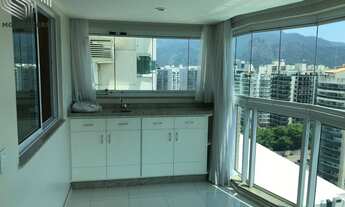 Imagem 3: 3 dormitórios, 1 suítes, 2 banheiro, 2 vagas na garagem, 98M² de Área Construída