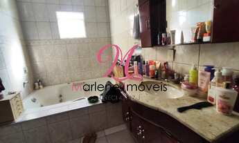 Imagem 4: Oportunidade imperdível! Casa de 3 quartos com suíte, área gourmet e 3 vagas de garagem no