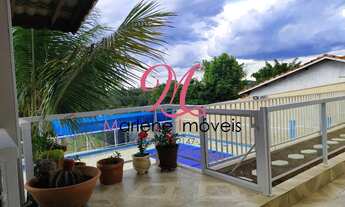 Imagem: Chácara com 3 Quartos e Área de Lazer