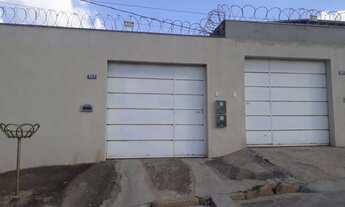 Imagem 2: Casa para venda em Esmeraldas, bairro São Pedro