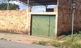 Imagem 2: 360M² de Área Construída na Rua Mário Lúcio Solano Filho