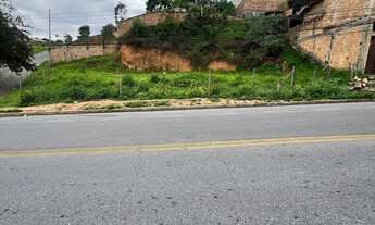 Imagem: 360M² de Área Total na Avenida Madressilva