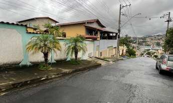 Imagem 2: 3 dormitórios na Rua José Pinto Cerqueira