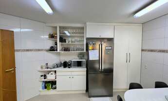 Imagem 4: Casa de Condomínio com 3 Quartos e 6 banheiros à Venda por R$ 2.080.000,00