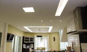 Imagem 6: Alugue agora esta incrível casa em condomínio com 3 suítes em Jacareí-SP, no bairro Loteam