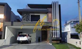 Imagem: Sobrado 4 Dormitórios à Venda em Condomínio