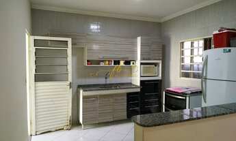 Imagem 5: Imperdível oportunidade de adquirir casa com 2 quartos e suíte no Jardim dos Bandeirantes