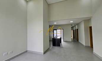 Imagem 2: Casa em Condomínio à Venda em Caçapava-SP, Bairro do Grama: 3 Quartos, 1 Suíte, 2 Salas, 3