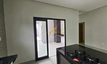 Imagem 5: Casa em Condomínio à Venda em Caçapava-SP, Bairro do Grama: 3 Quartos, 1 Suíte, 2 Salas, 3