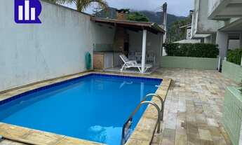 Imagem 2: Apartamento, tipo cobertura, com 3 dormitórios, 2 vagas de garagem, na região central da c