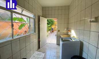 Imagem 6: Casa, com 4 dormitórios, sendo 2 suítes, 3 vagas de garagem cobertas, no Itaguá, em Ubatub