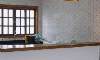 Imagem: Vende Sobrado e kitchenttes no Pereque Acu