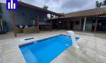 Imagem 6: Casa Térrea de Luxo na Praia Tenório, Ubatuba SP: 7 Suítes, 282,39 m², 4 Vagas, Investimen