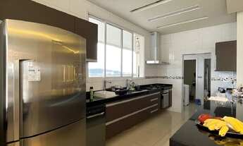 Imagem 4: Suntuosa cobertura com vista para o mar com 4 suítes no Centro de Ubatuba - SP