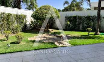 Imagem 2: Imóvel Residencial, 4 dormitórios, 4 suíte, 5 vagas na garagem, 550M² de Área Construída