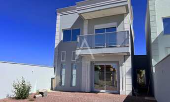 Imagem: Imóvel Residencial, 3 dormitórios na Rua