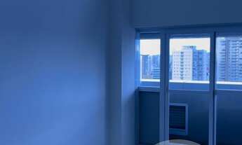 Imagem 2: Sala comercial com pé direito duplo, com 37m² e 66 m ² de área útil