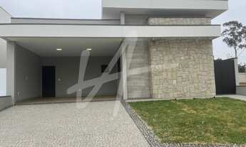 Imagem: Imperdível Casa térrea com piscina no