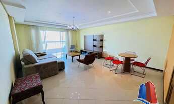 Imagem 4: Com quatro suítes espaçosas, além de uma dependência de empregada completa, este imóvel é