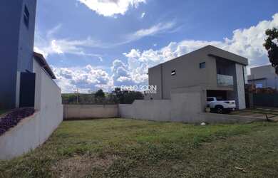 Imagem 2: Terreno residencial em condomínio Vila do Golf 405 m²