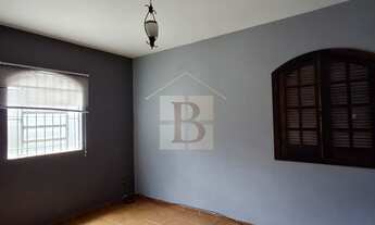 Imagem 3: Casa a Venda em Piratininga, Niterói-RJ: 4 quartos, 1 suíte, 2 salas, 4 banheiros, 3 vagas