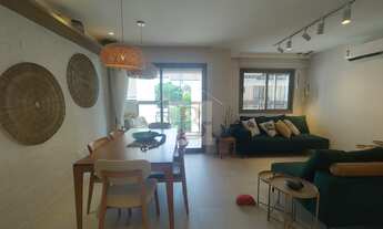 Imagem 7: Imóvel de luxo à venda em Icaraí, Niterói-RJ: 3 quartos, 1 suíte, 1 sala, 3 banheiros, 1 v