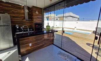 Imagem 2: Casa de Luxo com 4 Quartos/Suítes no Alphaville 1 um, Maricá-RJ: 240m², 2 Salas, 5 Banheir