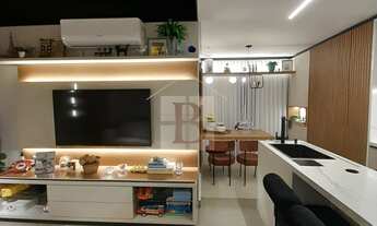 Imagem 2: Apartamento à venda em Icaraí com 2 quartos, 1 suíte, 1 vaga de garagem e 78m² - Niterói-R