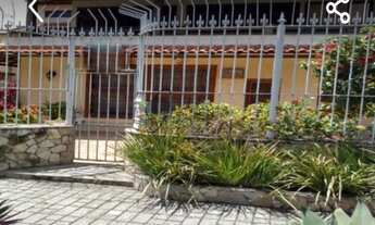 Imagem 4: Linda casa com 360 m² de area construída