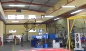 Imagem 2: Galpão em itaboraí Próximo a BR 101 com área toral